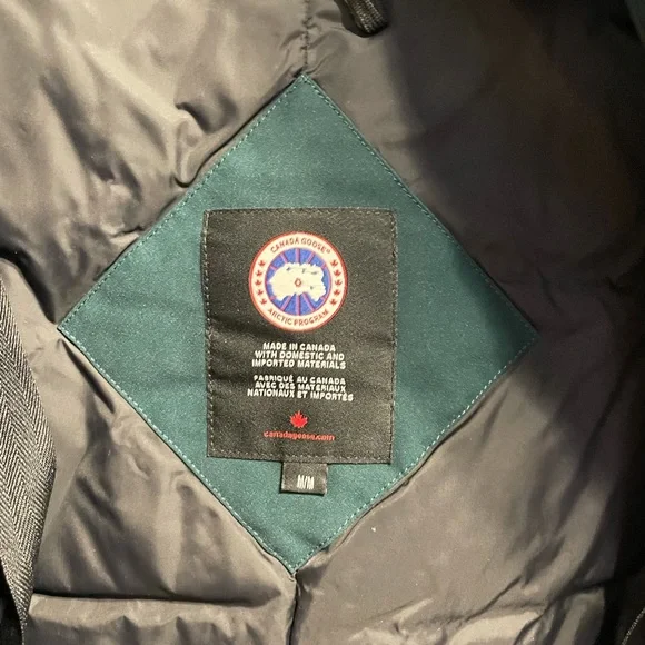 COPY - Canada goose rossclair coat in algonquin green. Immaculate condition